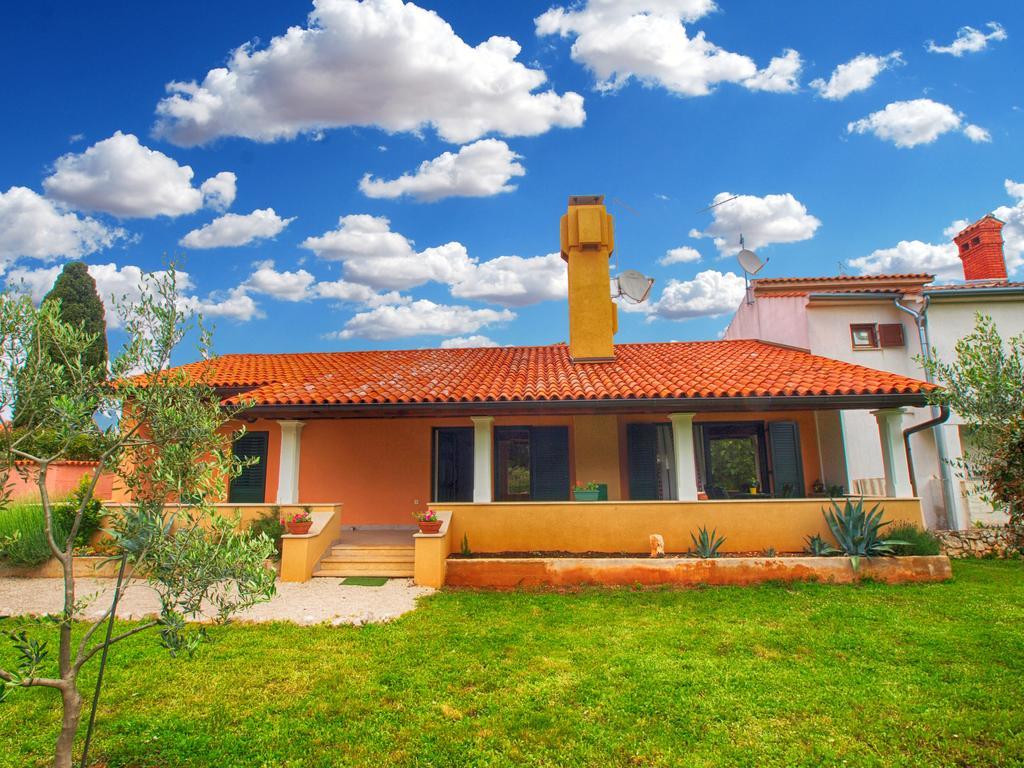 House Franko 1330