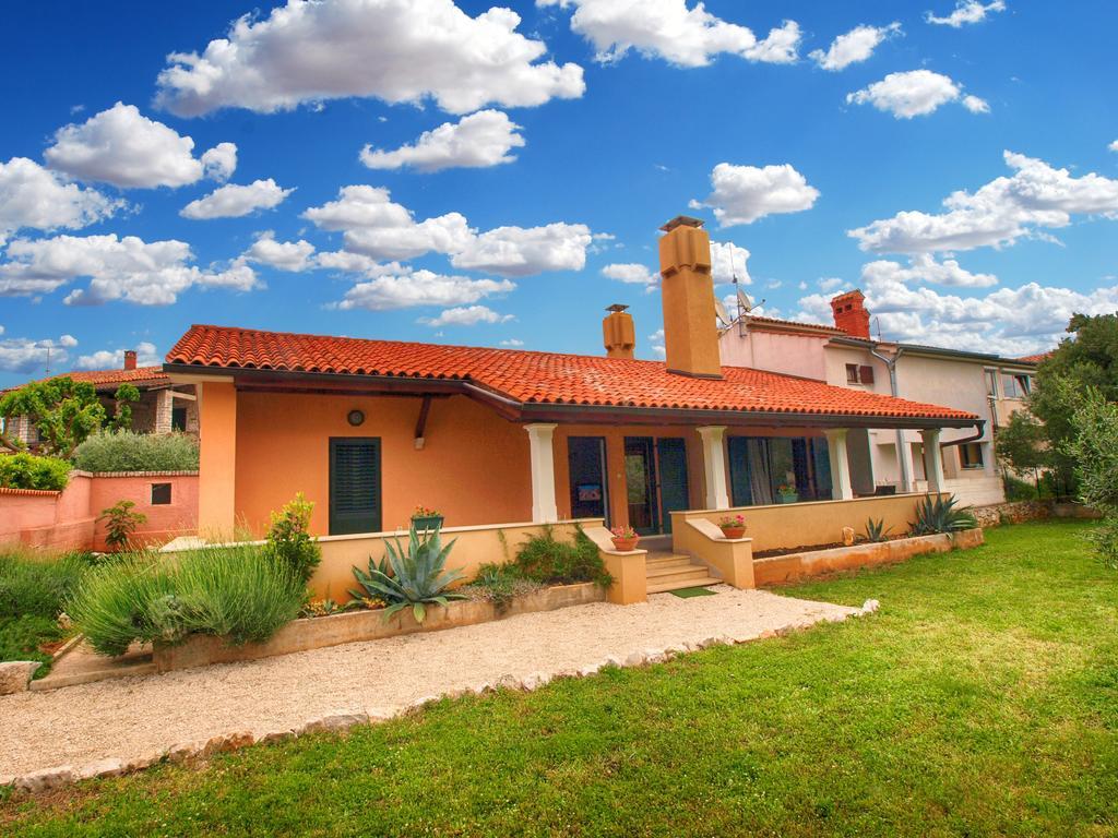 House Franko 1330 Holiday home *